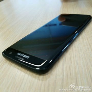 Lesklý černý Galaxy S7 Edge