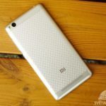 Xiaomi Redmi 3 – konstrukce, záda telefonu (3)