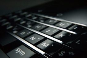 blackberry-ces-2017-s-hardwarovou-klavesnici-ico