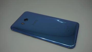 HTC U11 design (2)