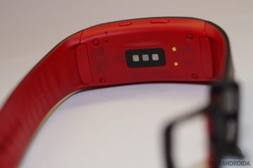 Samsung Gear Fit 2 Pro senzor srdečního tepu 1