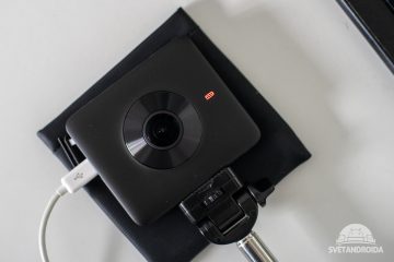 360 kamera Xiaomi Svítící červená dioda - baterie se nabíjí
