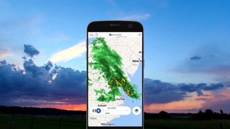 Storm Radar: Rewind and Fast Forward your Weather