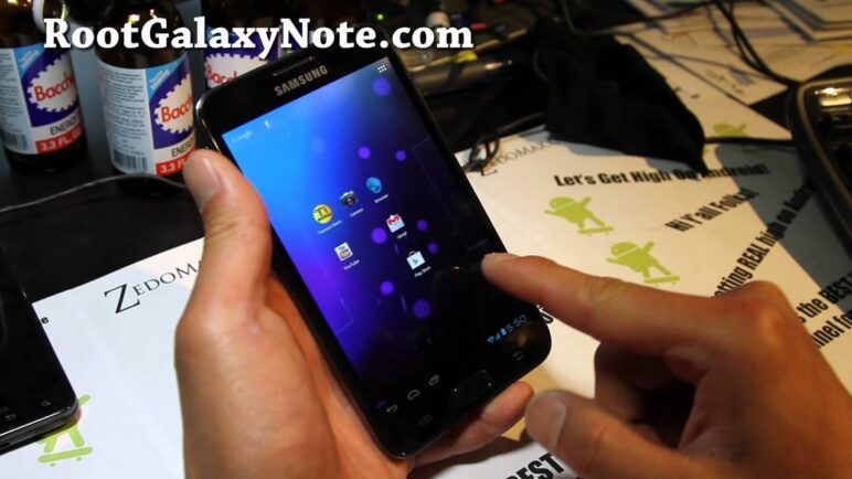 Imilka AOSP ICS ROM with Tablet Mode Galaxy Note GT-N7000!
