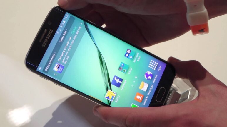Samsung Galaxy S6 Edge - první pohled